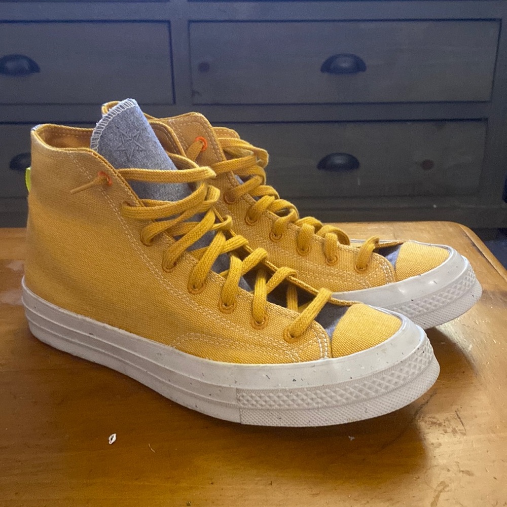 Men’s converse high top